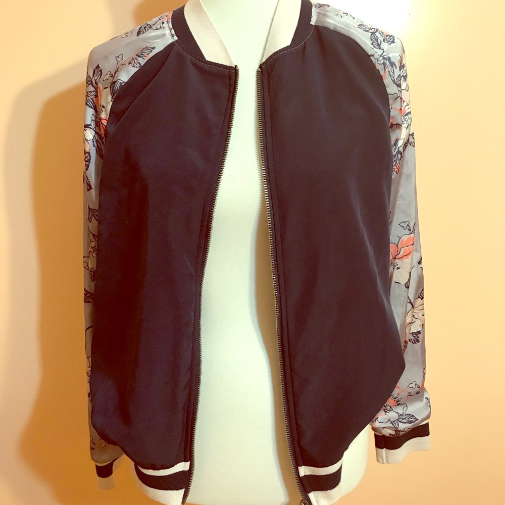 Bomber jacket